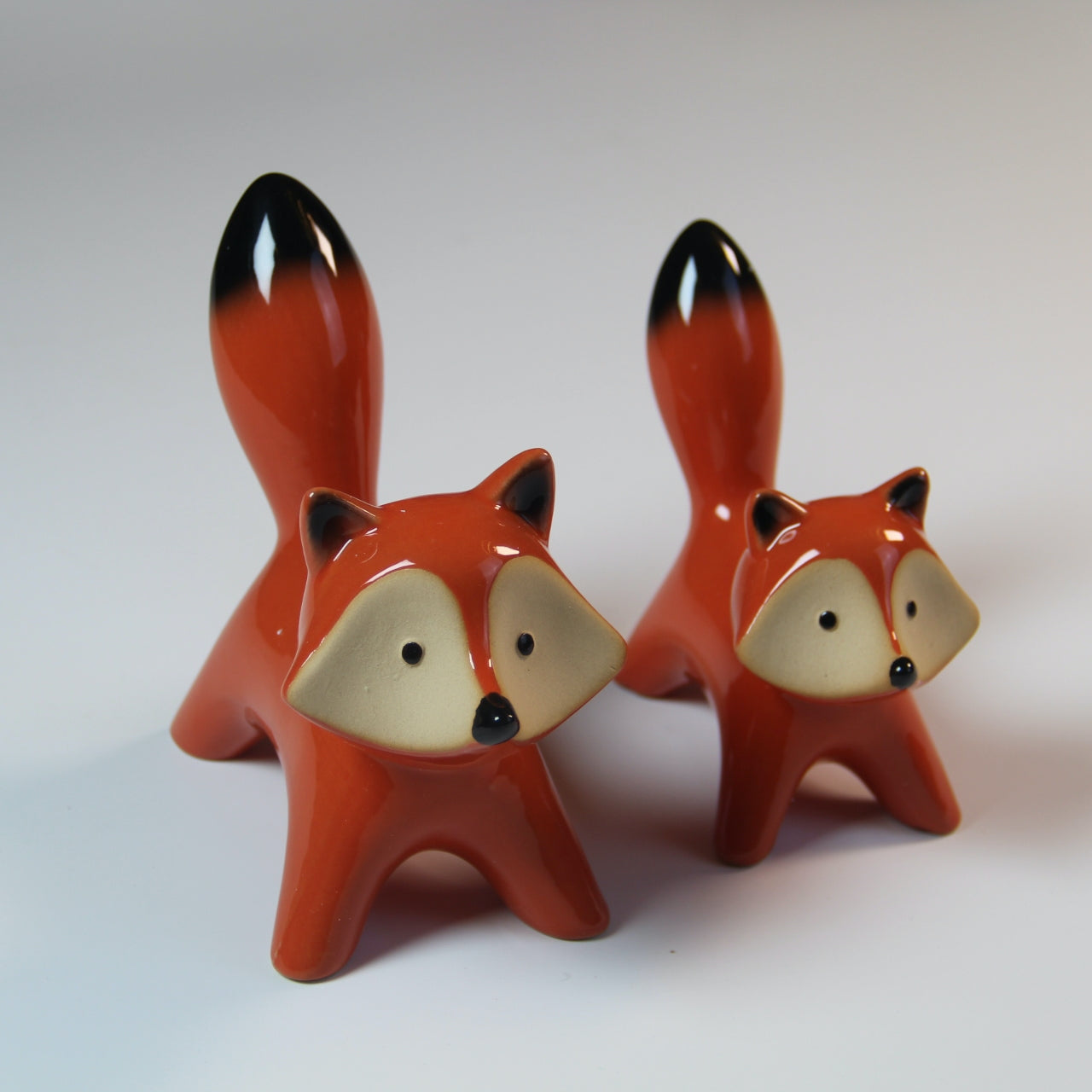 Handcrafted Ceramic Fox Pair – Decorative Large & Small Fox Set